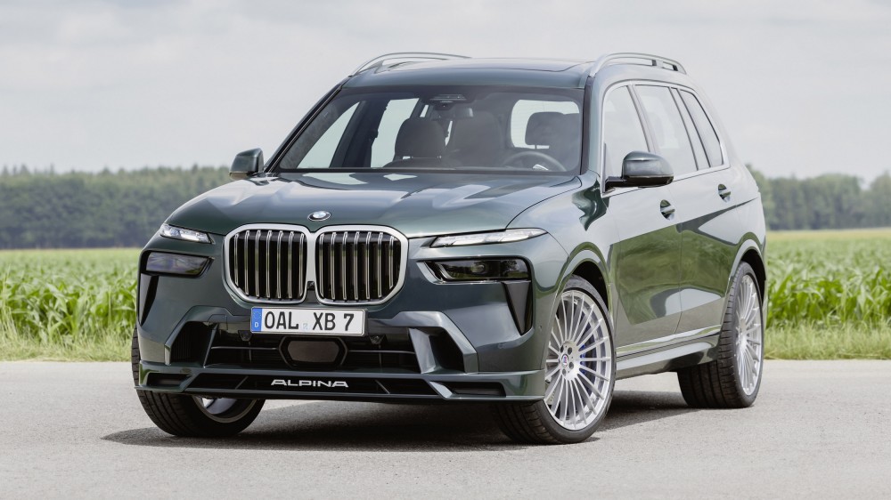 2025 Alpina XB7 Manufaktur 