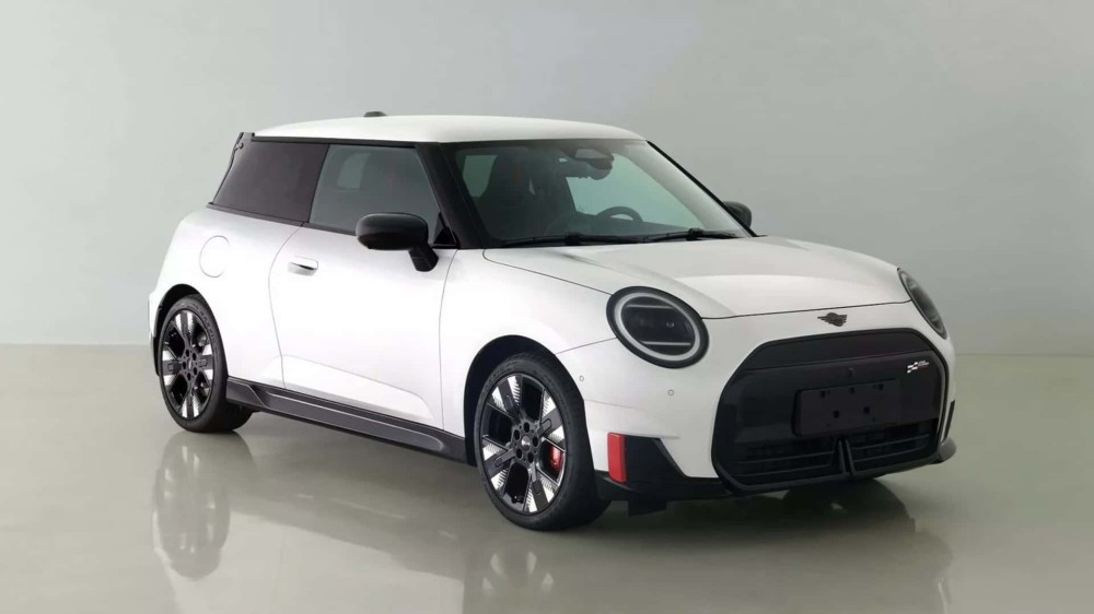 2025 Mini Cooper JCW E