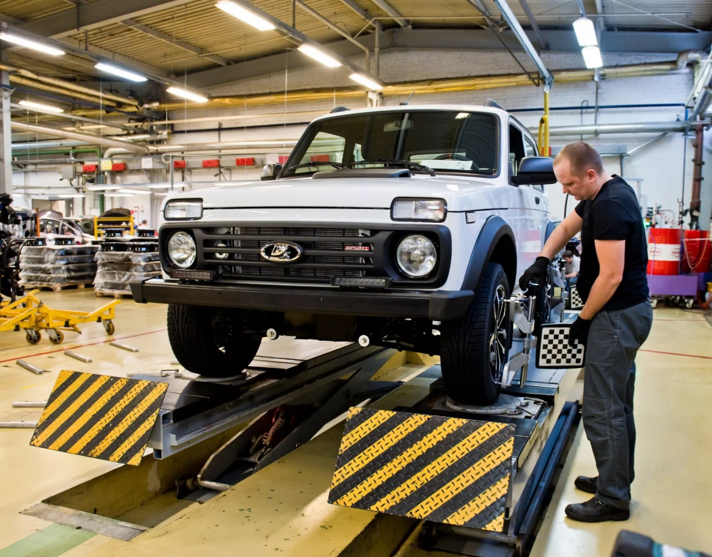 Lada Niva Sport 